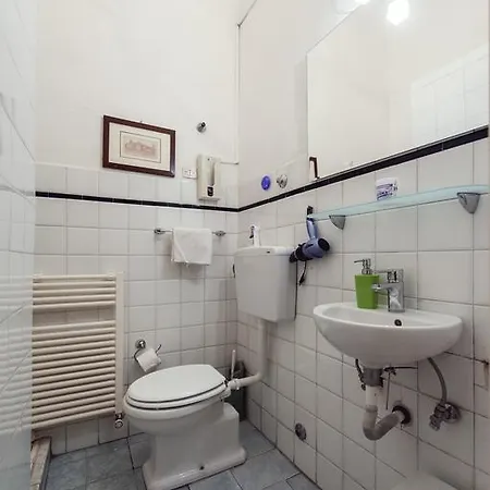 La Torre Bed & Breakfast *